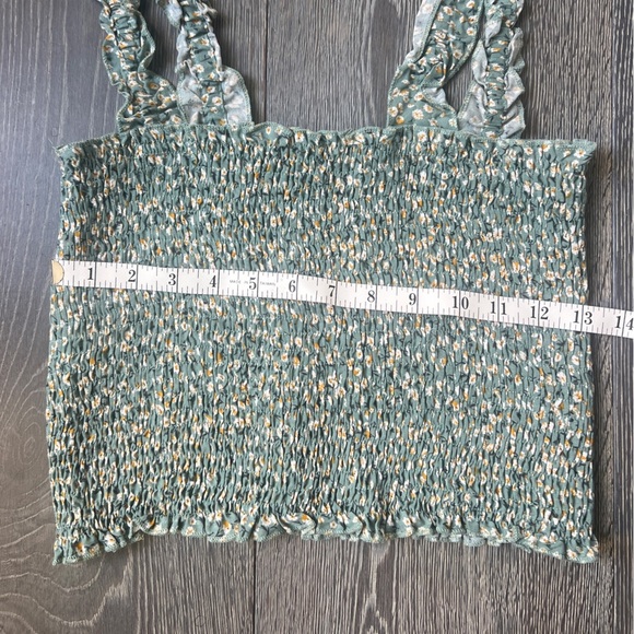SHEIN women’s Frenchy Ditzy Floral Shirred Frill Trim Cami. Sz 8/10 Green - Picture 8 of 11